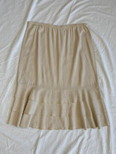 Load image into Gallery viewer, Twin Rivers skirt: Size 18