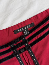 Lade das Bild in den Galerie-Viewer, Charade skirt: Size 14