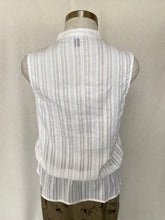 Load image into Gallery viewer, Suzanne Grae Blouse: Size 10