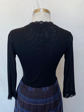 Load image into Gallery viewer, Y2K Max top: Size M