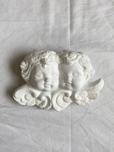 Load image into Gallery viewer, Angel cherub wall ornament