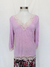 将图片加载到图库查看器,Lace trim top: Size 12