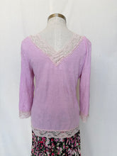 将图片加载到图库查看器,Lace trim top: Size 12