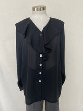 Load image into Gallery viewer, Paulls shirt: Size L