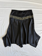 Cargar imagen en el visor de la galería, Amie skirt: Size 14