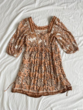 Load image into Gallery viewer, Wendy dress: Size S