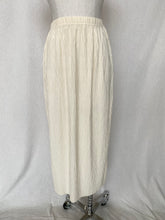 Load image into Gallery viewer, Paris Blues skirt: Size 8-12