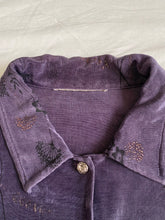 Lade das Bild in den Galerie-Viewer, Yourself shirt: Size 16