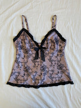 Cargar imagen en el visor de la galería, Satin Indulgence singlet: Size 10