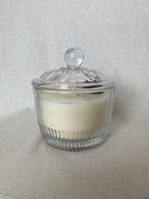 Load image into Gallery viewer, Caramel candle