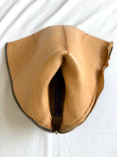 Lade das Bild in den Galerie-Viewer, Minnie Cooper boots: Size 8