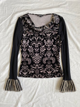 Load image into Gallery viewer, Women top: Size 8