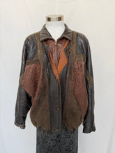 Lade das Bild in den Galerie-Viewer, Duipél jacket: Size 40