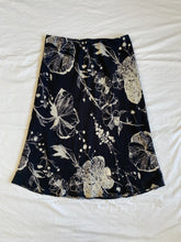 Load image into Gallery viewer, Ella J skirt: Size 14