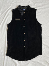 Load image into Gallery viewer, Gap shirt: Size L