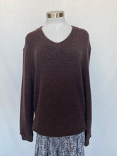 गैलरी व्यूवर में इमेज लोड करें, Martinet jumper: Size M