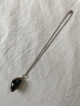 Load image into Gallery viewer, Tigers eye necklace
