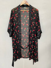Load image into Gallery viewer, Maya kimono: Size M
