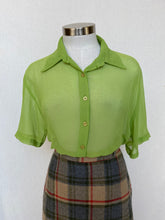 Cargar imagen en el visor de la galería, Revue shirt: Size S