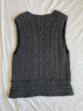 Load image into Gallery viewer, Amy Taylor vest: Size M