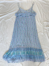 Load image into Gallery viewer, Wilde Bella dress: Size S/M