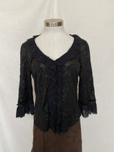 Load image into Gallery viewer, Vamp blouse: Size 12