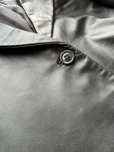Cargar imagen en el visor de la galería, London Leather jacket: Size XL