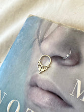 Load image into Gallery viewer, Silver septum ring