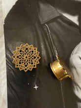 Load image into Gallery viewer, Mandala ear plug set