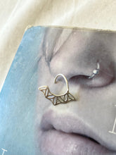 Load image into Gallery viewer, Silver septum ring