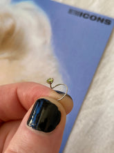 Load image into Gallery viewer, Silver nose stud