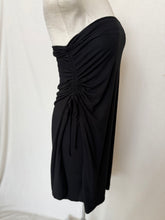 Lade das Bild in den Galerie-Viewer, Morgan Spencer skirt: Size 12
