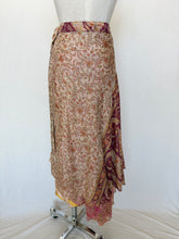 Load image into Gallery viewer, Wrap skirt: Free size
