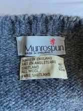 Load image into Gallery viewer, Munrospun jumper: Size L
