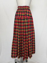 Lade das Bild in den Galerie-Viewer, Studio 54 skirt: Size XS
