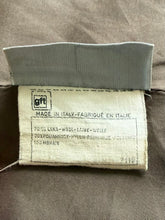Load image into Gallery viewer, Corilady coat: Size L

