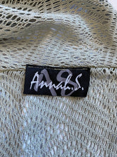 Load image into Gallery viewer, Annah S cardigan: Size XXL
