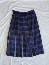 Load image into Gallery viewer, Sycamore skirt: Size 12
