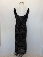 Load image into Gallery viewer, Capture dress: Size 10

