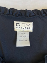 Load image into Gallery viewer, City Casuals shirt: Size M
