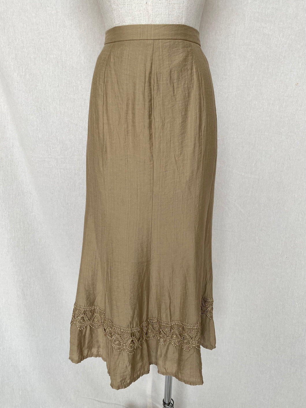 Kamiko skirt: Size 18