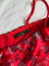 Cargar imagen en el visor de la galería, Knight Angel dress: Size 8

