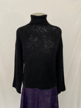Load image into Gallery viewer, Noa Noa jumper: Size M

