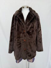 Load image into Gallery viewer, Nalla coat: Size 22
