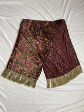 Load image into Gallery viewer, Velvet scarf
