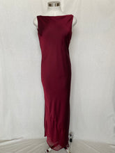 Load image into Gallery viewer, Max dress: Size 10
