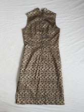 Lade das Bild in den Galerie-Viewer, Jacqui.E dress: Size 10
