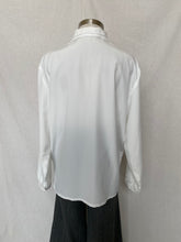 Load image into Gallery viewer, Ke-Sunshine shirt: Size XL
