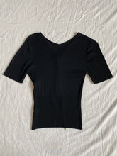 Load image into Gallery viewer, Merric top: Size 12
