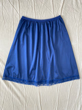 Load image into Gallery viewer, Bendon skirt: Size L
